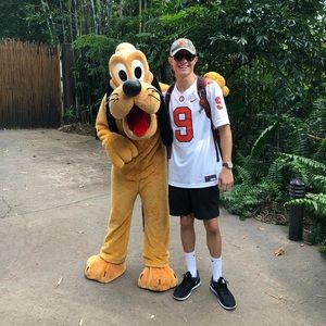 Meet your Posher, Tate